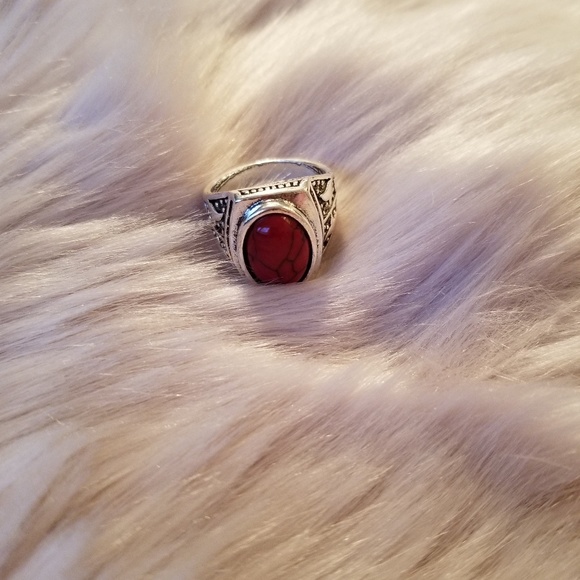 💎 Red resin stone metal ring - Picture 4 of 6